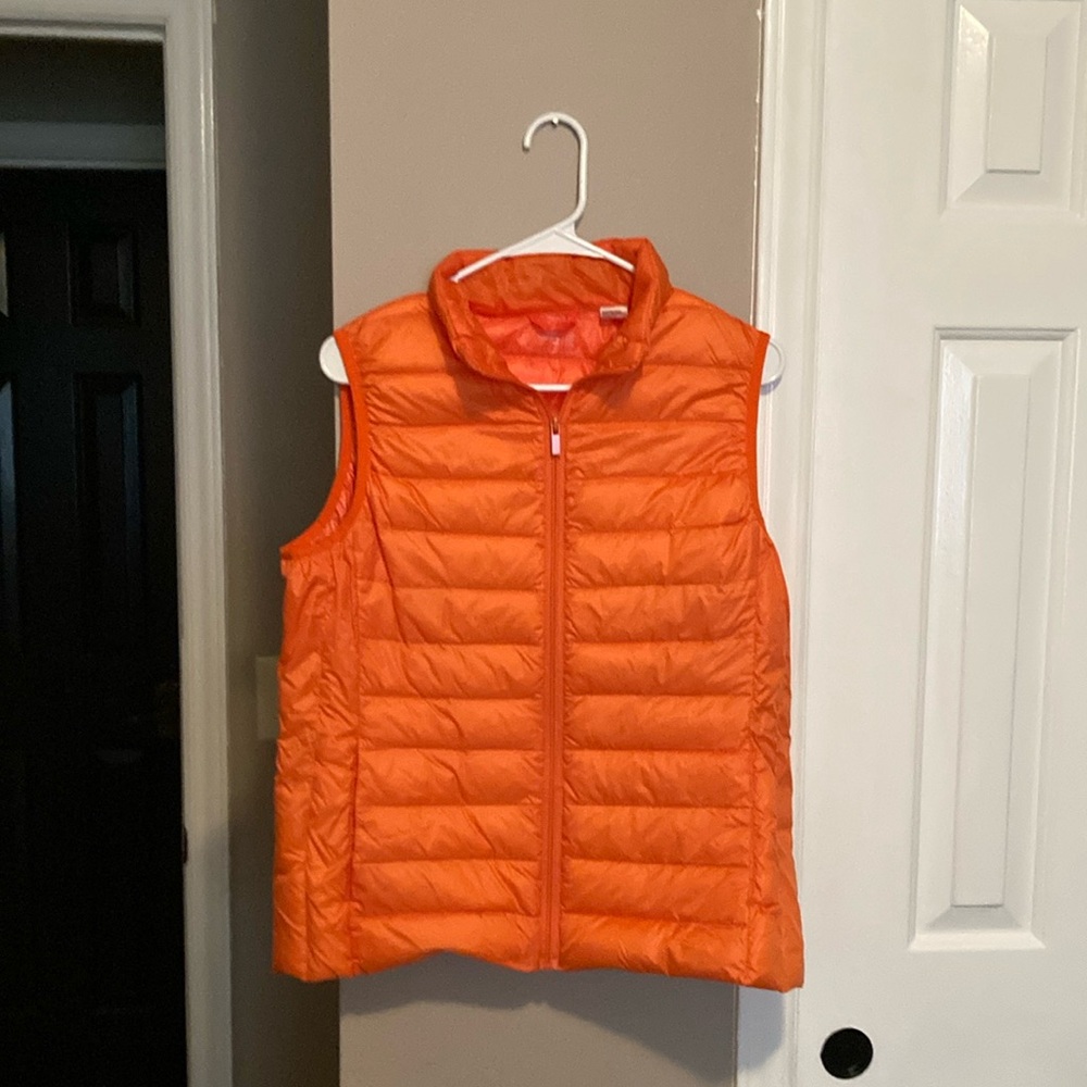 Ariat Women's Vibrant Orange Puffer Vest